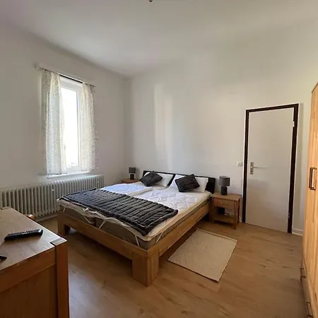 Ganze Cecilie Fuer Gruppenreisen *